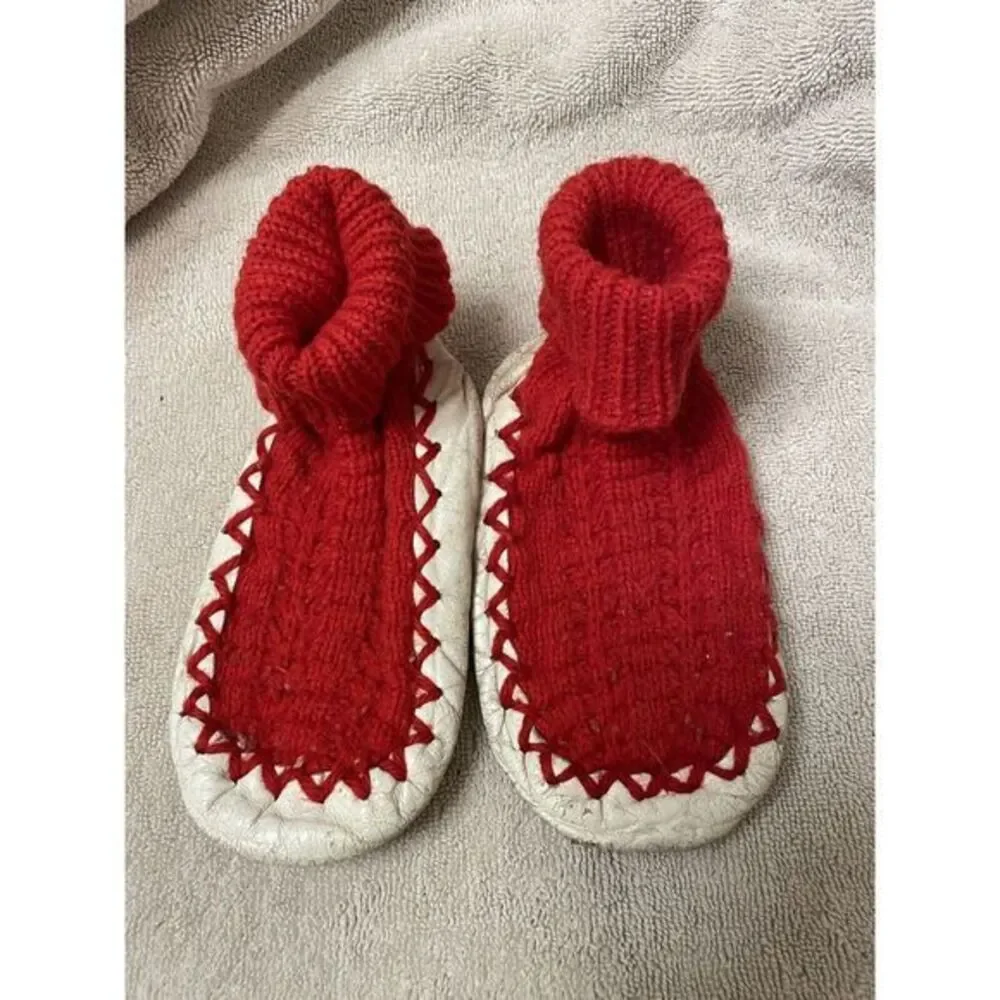 Vintage‎ Child's Size Moccasins Red And White